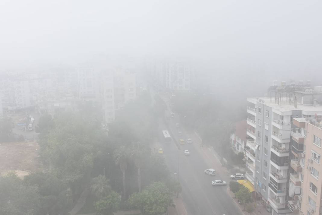 Antalya kayboldu. Sabah saatlerinde bastırdı - Resim: 2